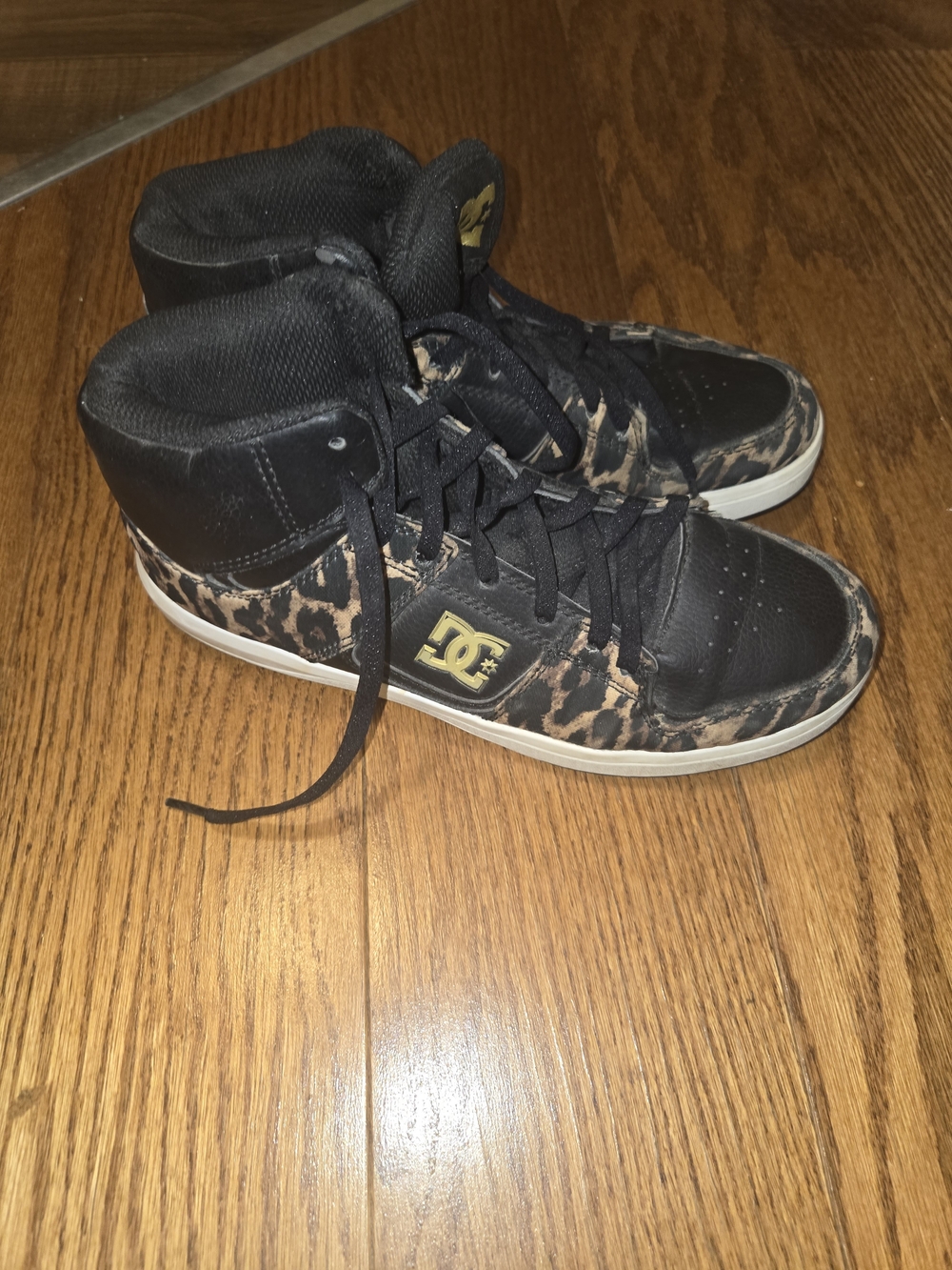 DC Kids' High-Top Sneakers in Black with Leopard Print